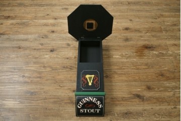 アイルランドヴィンテージ　激レア!!　希少　GUINNESS(ギネス)　著名ペインター作品　トゥーカンのイラストが可愛らしい壁掛け時計　(R-089072)