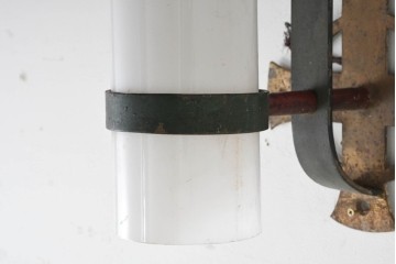 フランスヴィンテージ　クロスモチーフが印象的なウォールライト　(R-089077)