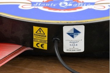 中古　イギリス　Kronenbourg(クローネンブルグ)のロゴ入り　壁掛けサイン看板　※国内仕様の電飾加工を承ります　(R-089083)