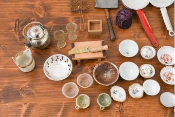 和製アンティーク　激レア珍品　三越百貨店購入品　大人が本気で作った!　精巧なおままごと用ミニチュア台所セット　(R-089092)