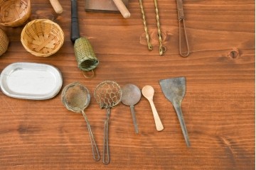 和製アンティーク　激レア珍品　三越百貨店購入品　大人が本気で作った!　精巧なおままごと用ミニチュア台所セット　(R-089092)