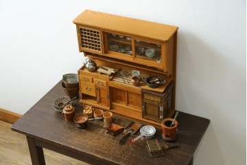 和製アンティーク　激レア珍品　三越百貨店購入品　大人が本気で作った!　精巧なおままごと用ミニチュア台所セット　(R-089092)