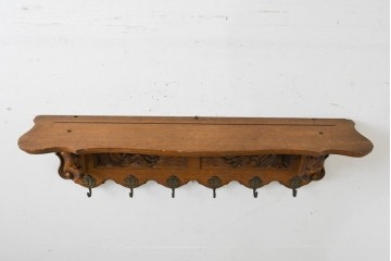 オランダヴィンテージ　オーク材　彫刻が見事なウォールフック　(R-089095)