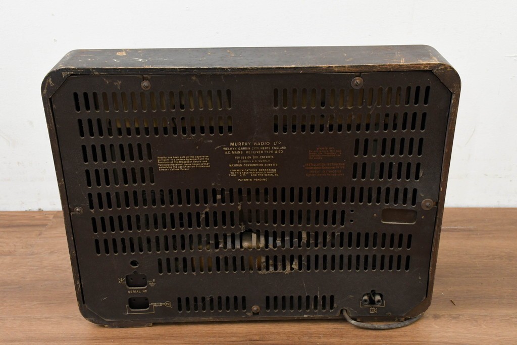 イギリスヴィンテージ　Murphy Radio(マーフィー・ラジオ)社　Type A170　真空管ラジオ　※ディスプレイ用　(R-089096)