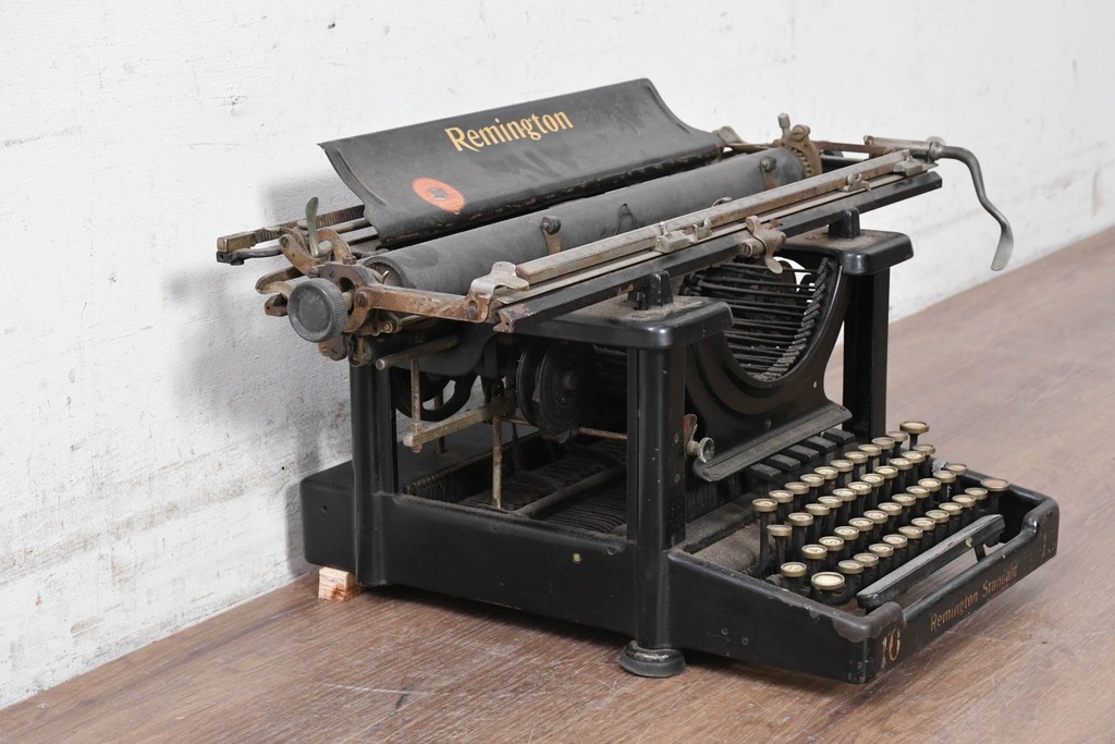【簡易リペア限定品】　アメリカアンティーク　1900年頃　Remington Standard Typewriter No.10　重厚な佇まいが魅力のタイプライター　(R-089097)