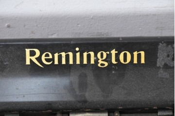 【簡易リペア限定品】　アメリカアンティーク　1900年頃　Remington Standard Typewriter No.10　重厚な佇まいが魅力のタイプライター　(R-089097)