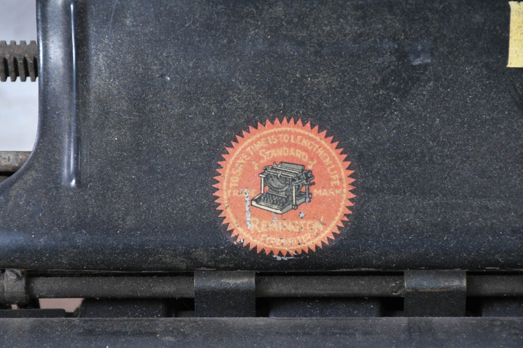 【簡易リペア限定品】　アメリカアンティーク　1900年頃　Remington Standard Typewriter No.10　重厚な佇まいが魅力のタイプライター　(R-089097)