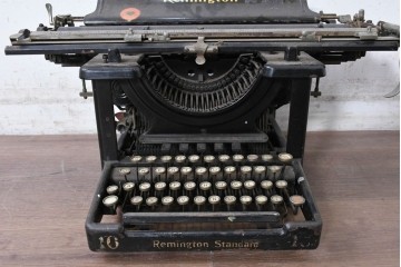 【簡易リペア限定品】　アメリカアンティーク　1900年頃　Remington Standard Typewriter No.10　重厚な佇まいが魅力のタイプライター　(R-089097)