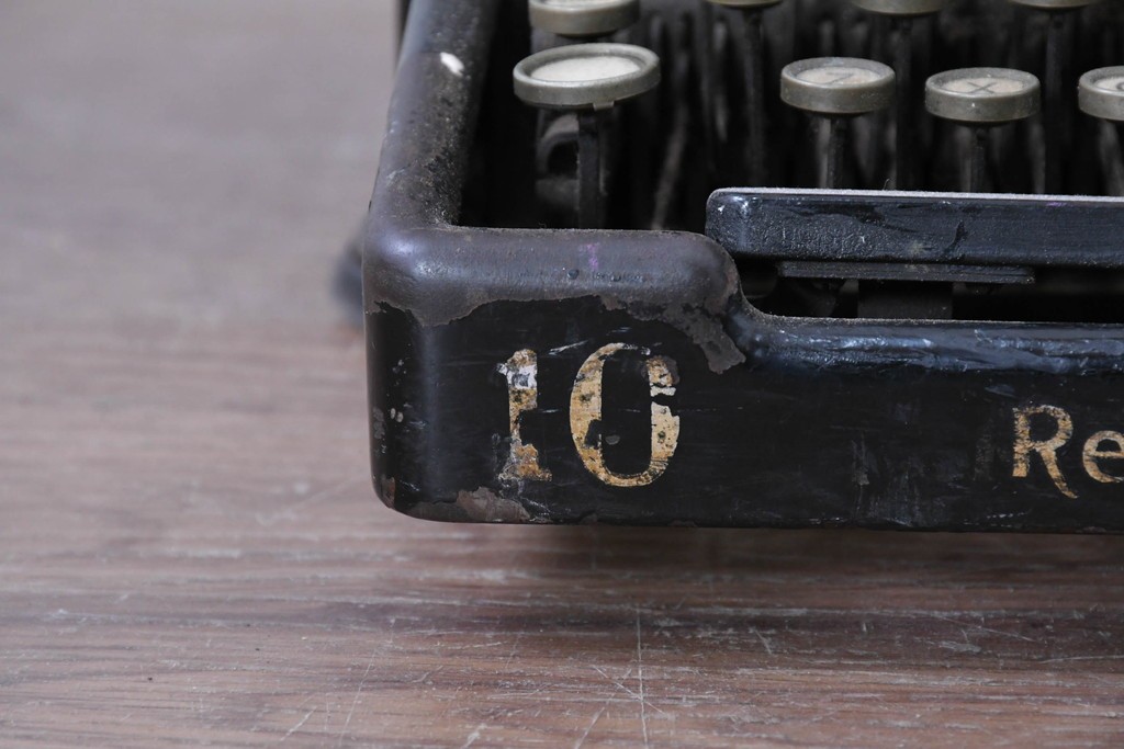 【簡易リペア限定品】　アメリカアンティーク　1900年頃　Remington Standard Typewriter No.10　重厚な佇まいが魅力のタイプライター　(R-089097)
