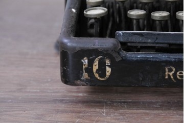 【簡易リペア限定品】　アメリカアンティーク　1900年頃　Remington Standard Typewriter No.10　重厚な佇まいが魅力のタイプライター　(R-089097)