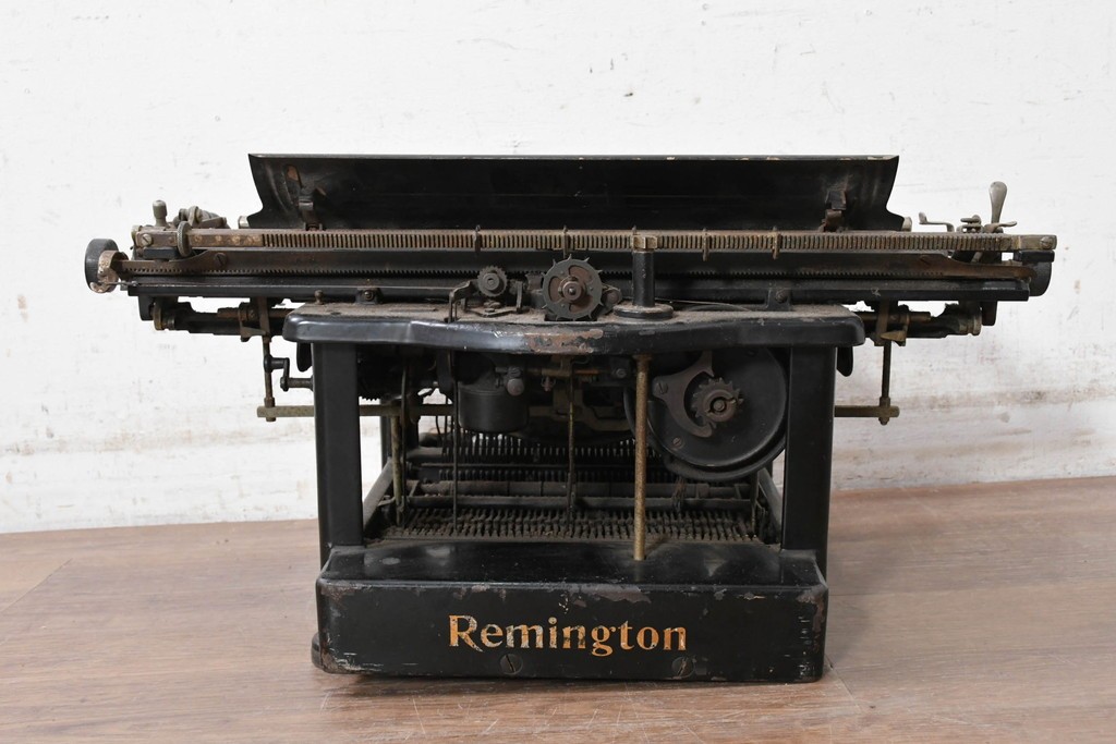 【簡易リペア限定品】　アメリカアンティーク　1900年頃　Remington Standard Typewriter No.10　重厚な佇まいが魅力のタイプライター　(R-089097)
