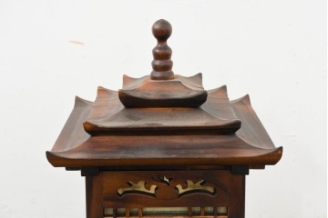 中古　韓国製　人物・山水図の四面パネルを配した楼閣風の置き型照明　(R-089108)