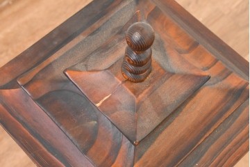中古　韓国製　人物・山水図の四面パネルを配した楼閣風の置き型照明　(R-089108)