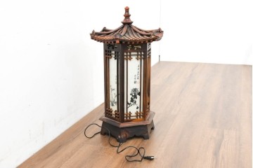 中古　韓国製　六角形屋根　楼閣風　伝統建築デザインの置き型照明　(R-089110)