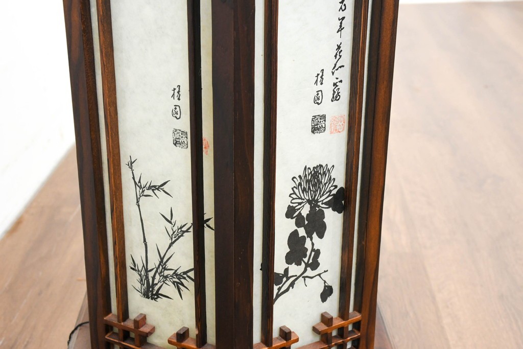 中古　韓国製　六角形屋根　楼閣風　伝統建築デザインの置き型照明　(R-089110)