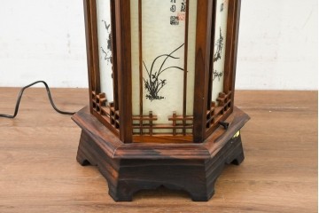 中古　韓国製　六角形屋根　楼閣風　伝統建築デザインの置き型照明　(R-089111)