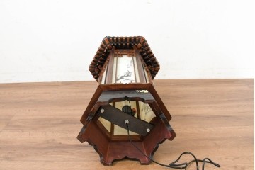 中古　韓国製　六角形屋根　楼閣風　伝統建築デザインの置き型照明　(R-089111)