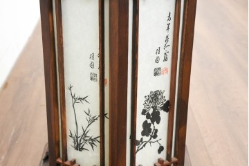 中古　韓国製　六角形屋根　楼閣風　伝統建築デザインの置き型照明　(R-089112)