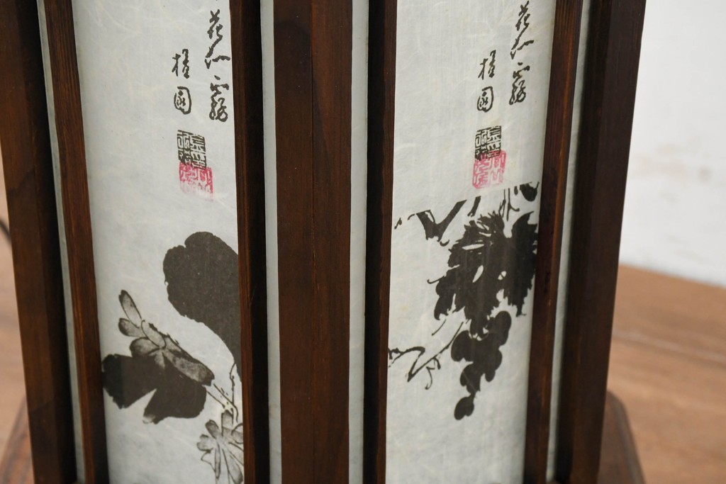 中古　韓国製　六角形屋根　楼閣風　伝統建築デザインの置き型照明　(R-089113)