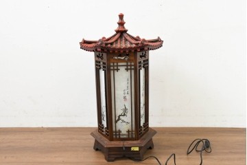 中古　韓国製　六角形屋根　楼閣風　伝統建築デザインの置き型照明　(R-089113)