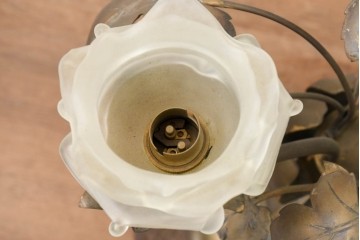 《スタンドライト加工費込み》　ヨーロッパヴィンテージ　1960年頃　真鍮製　生花を生けたようなフラワーデザインのテーブルライト　(R-089115)