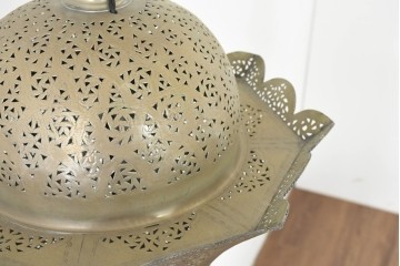 ヴィンテージ照明　優雅に広がるフォルムが美しいアラビアンな吊り下げ照明　(R-089129)