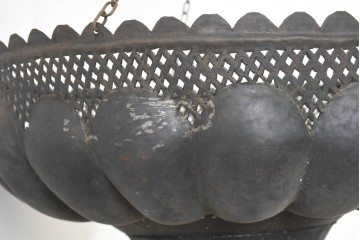 《引っ掛けシーリング式ペンダントライト加工費込み》　ヴィンテージ照明　モロッコ　真鍮　器のように広がるフォルムと透かし模様がオリエンタルなペンダントライト　(R-089130)