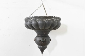 《引っ掛けシーリング式ペンダントライト加工費込み》　ヴィンテージ照明　モロッコ　真鍮　器のように広がるフォルムと透かし模様がオリエンタルなペンダントライト　(R-089130)