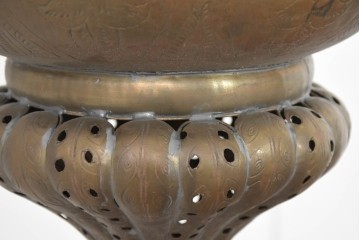 《引っ掛けシーリング式ペンダントライト加工費込み》　ヴィンテージ照明　モロッコ　真鍮　壺を思わせるシルエットのペンダントライト　(R-089131)
