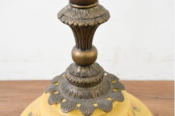 《スタンドライト加工費込み》　イギリスアンティーク　真鍮製　ハンドペイントの花柄が華やかなスタンドライト　(R-089134)