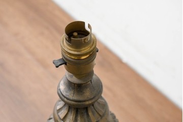 《スタンドライト加工費込み》　イギリスアンティーク　真鍮製　ハンドペイントの花柄が華やかなスタンドライト　(R-089134)