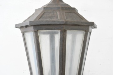 中古　特大サイズ　アルミ鋳造　ランタン型のクラシカルな壁付け照明　(R-089136)