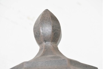 中古　特大サイズ　アルミ鋳造　ランタン型のクラシカルな壁付け照明　(R-089136)