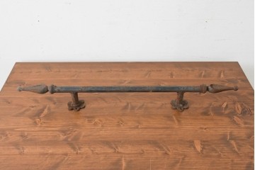 イギリスヴィンテージ　1980年頃　両端のしずく形装飾が印象的なドアハンドル　(R-089151)
