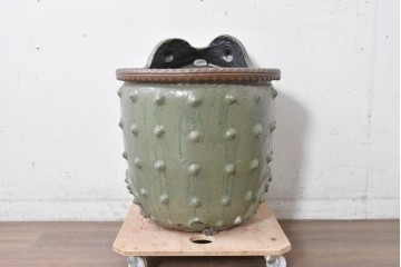 中古　美品　常滑焼(とこなめやき)　陶兵八(とうひょうはち)　縁起物のカエルの置物　(R-089156)