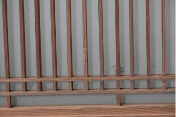 ヴィンテージ建具　昭和中期　片面ガラス　すっきりとした縦格子が上品な欄間1枚　(R-089158)