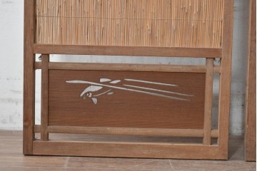 ヴィンテージ建具　昭和中期　幅狭　魚と竹の意匠が涼やかな夏戸2枚セット　(R-089159)