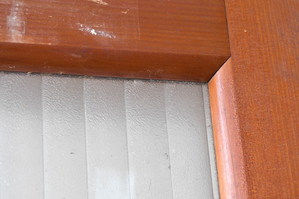 ヴィンテージ建具　昭和中期から昭和後期　銀モールガラスがレトロなドア1枚　(R-089163)