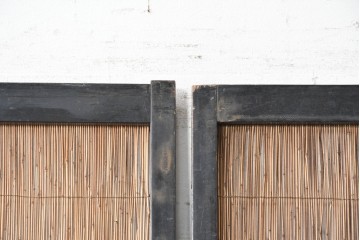 アンティーク建具　昭和初期から昭和中期　波千鳥の意匠が愛らしい夏戸2枚セット　(R-089167)
