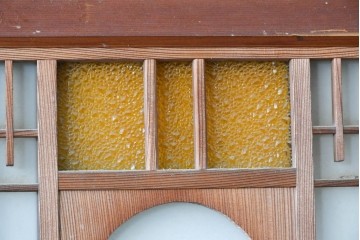 ヴィンテージ建具　上手物!　腰板欅(ケヤキ)材　透かし細工と色ガラスが目を引くガラス戸4枚セット　(R-089172)