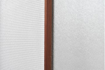 ヴィンテージ建具　上手物!　腰板欅(ケヤキ)材　透かし細工と色ガラスが目を引くガラス戸4枚セット　(R-089172)