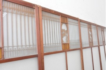 ヴィンテージ建具　上手物!　腰板欅(ケヤキ)材　透かし細工と色ガラスが目を引くガラス戸4枚セット　(R-089172)