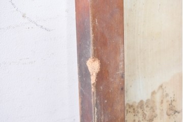 ヴィンテージ建具　昭和中期　縦格子デザイン　素朴な木味の玄関戸1枚　(R-089179)