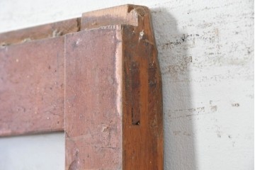 ヴィンテージ建具　昭和中期　縦格子デザイン　素朴な木味の玄関戸1枚　(R-089179)