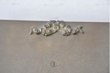 【簡易リペア限定品】　フランスアンティーク　高級品!!　真鍮無垢　細部まで凝った造りの譜面台　(R-089181)