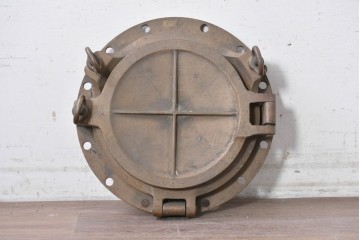 ヴィンテージ雑貨　真鍮製　重厚なデッドライト付き船舶用丸窓　(R-089184)