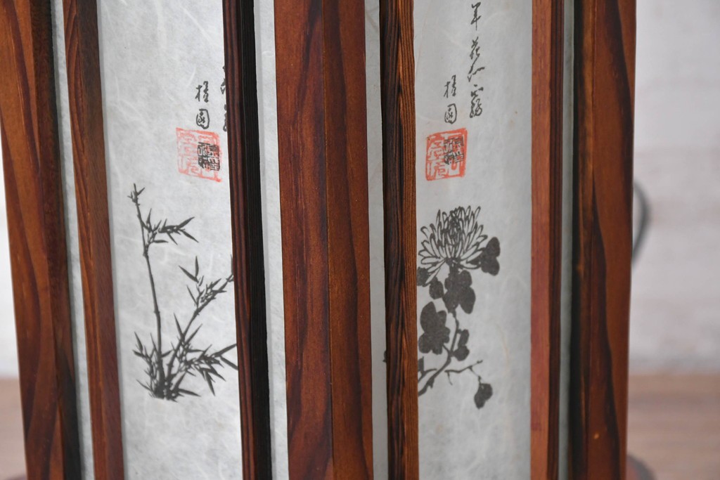 中古　韓国製　六角形屋根　伝統建築デザインの置き型照明　(R-089186)