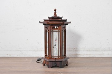 中古　韓国製　六角形屋根　伝統建築デザインの置き型照明　(R-089187)