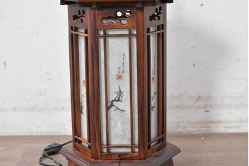 中古　韓国製　六角形屋根　伝統建築デザインの置き型照明　(R-089187)