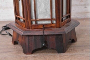中古　韓国製　六角形屋根　伝統建築デザインの置き型照明　(R-089187)